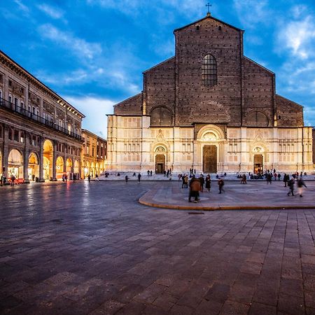 Urbanicooh Guidozagni - Piazza Maggiore View ボローニャ エクステリア 写真