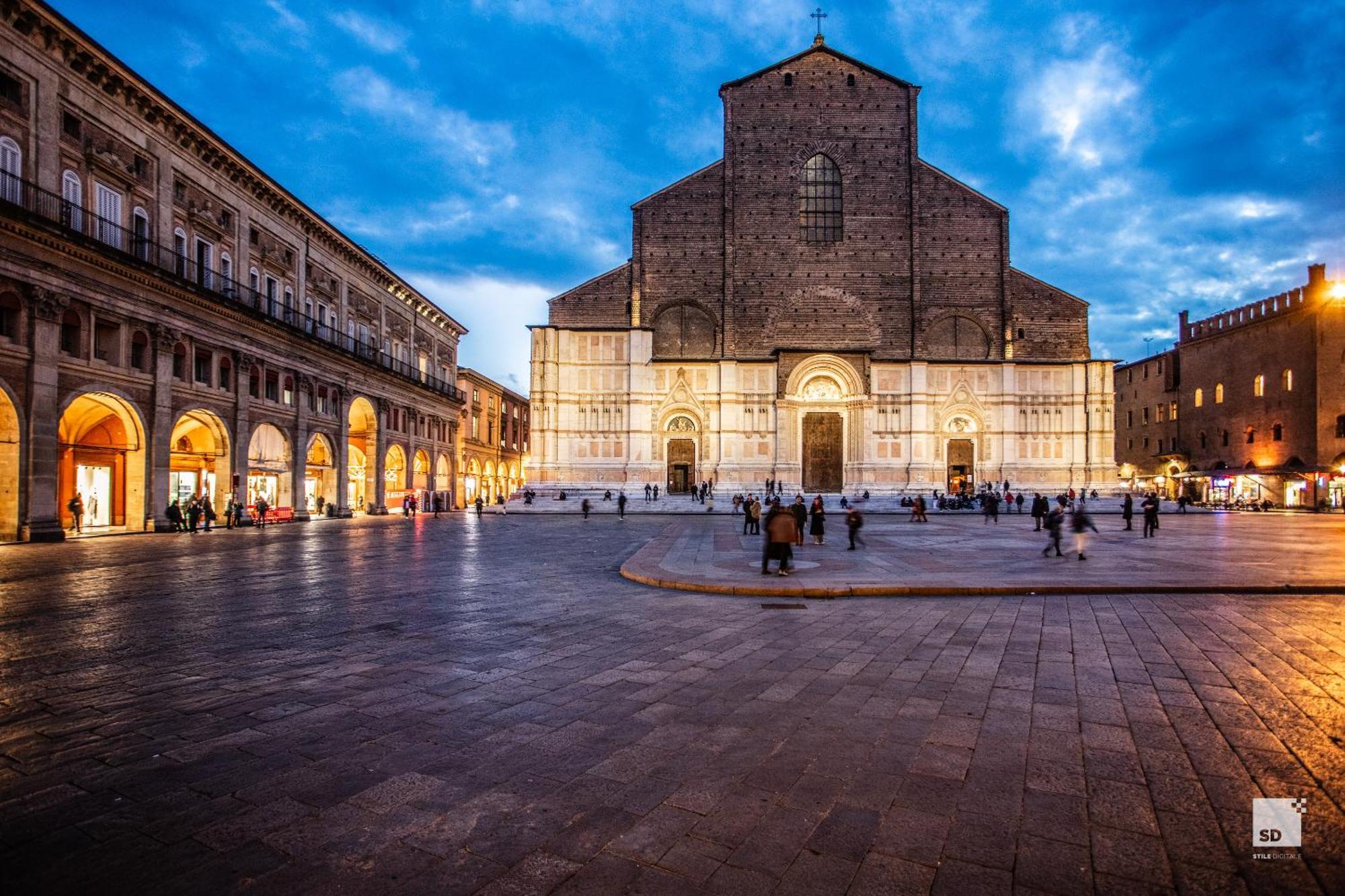 Urbanicooh Guidozagni - Piazza Maggiore View ボローニャ エクステリア 写真